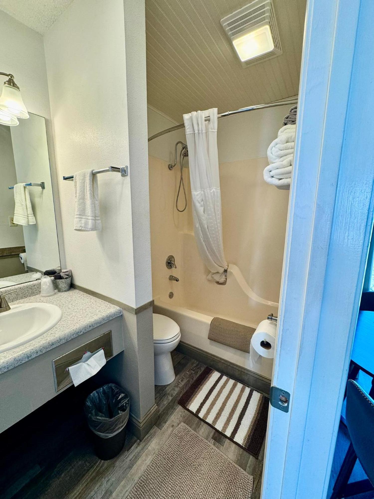 Mountain View Guest Motel Экстерьер фото