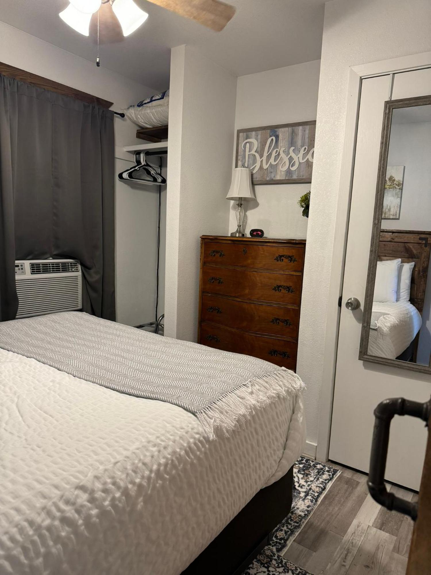Mountain View Guest Motel Экстерьер фото