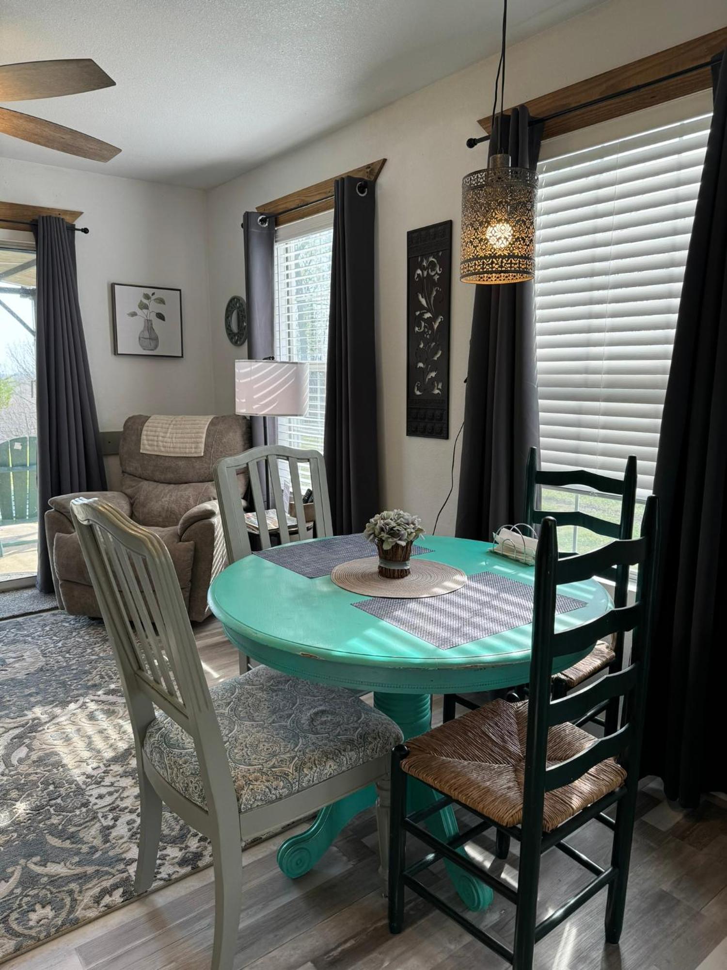 Mountain View Guest Motel Экстерьер фото